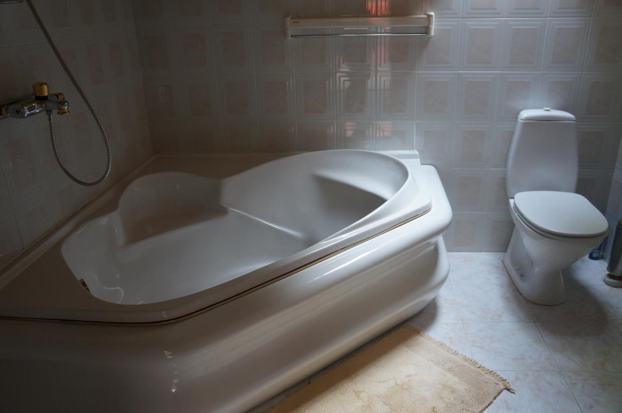 Du Broliai Hotel Palanga Ngoại thất bức ảnh