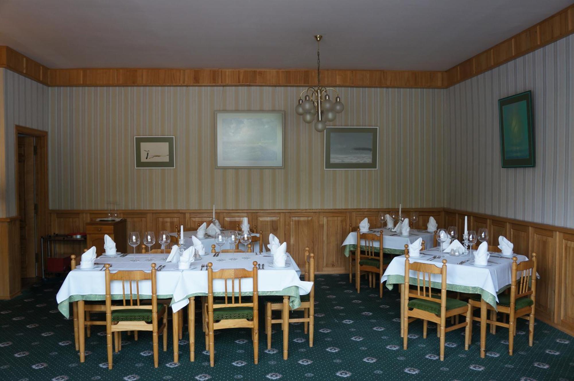 Du Broliai Hotel Palanga Ngoại thất bức ảnh