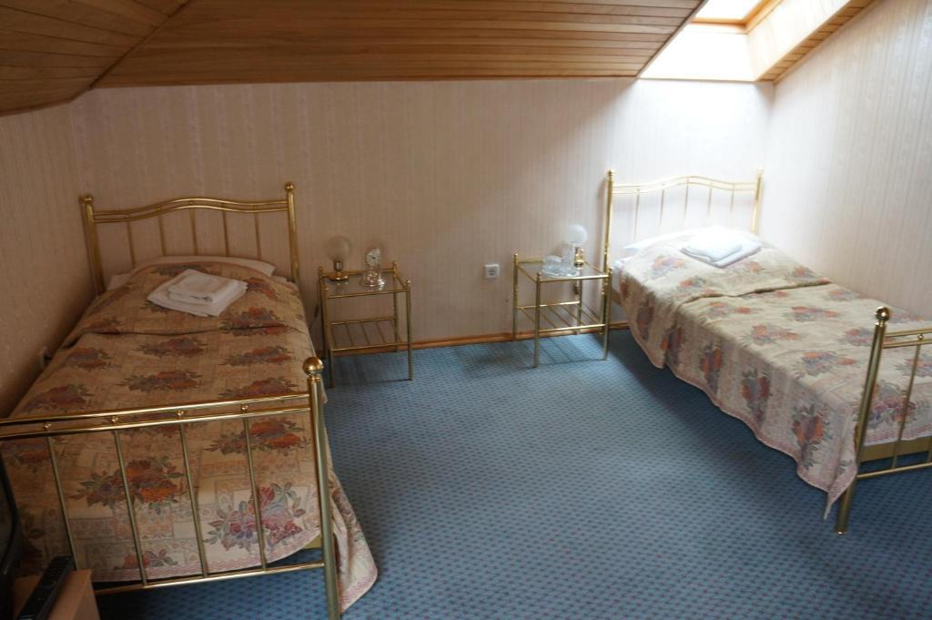 Du Broliai Hotel Palanga Phòng bức ảnh