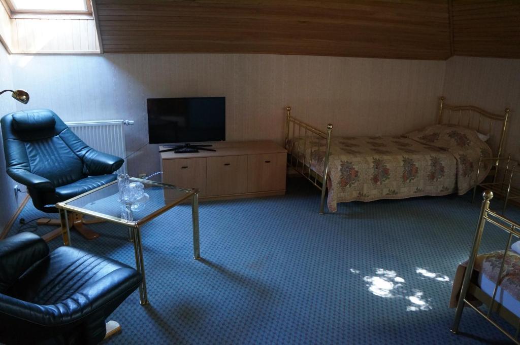 Du Broliai Hotel Palanga Phòng bức ảnh